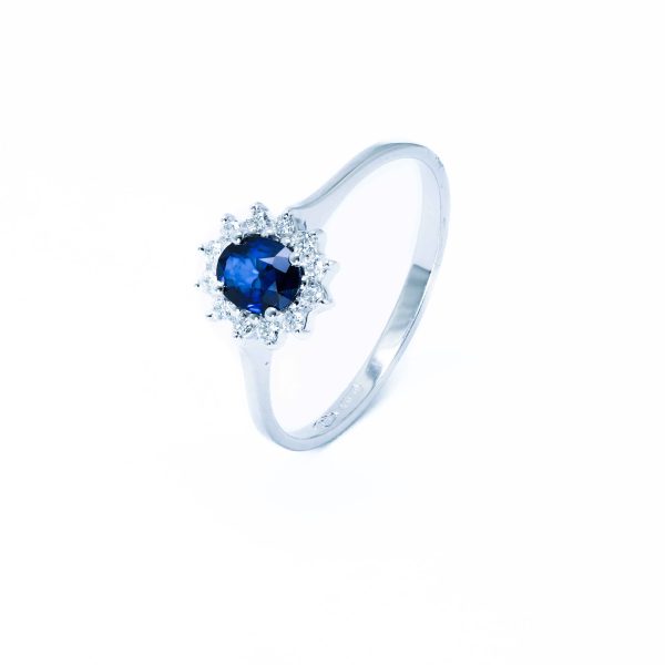 Margherita di Zaffiro - Anello in oro bianco 9 carati diamanti e zaffiro